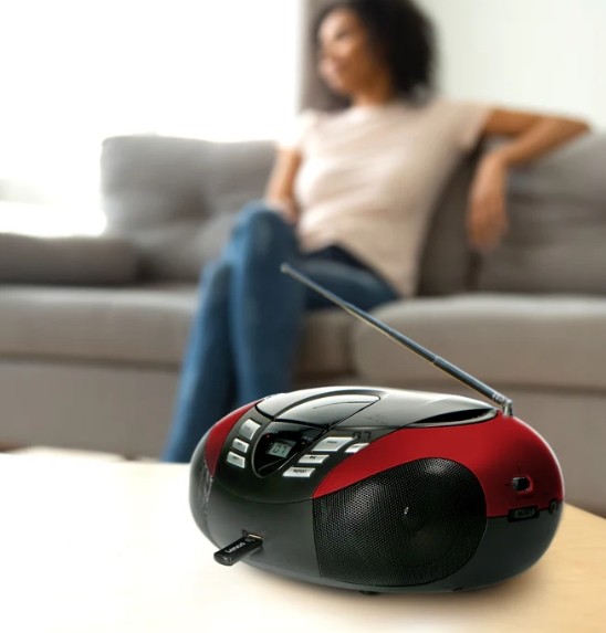 lenco-scd-37-usb-kirmizi-tasinabilir-fm-radyo-cd-ve-usb-oynatici-kirmizi-4975.jpeg